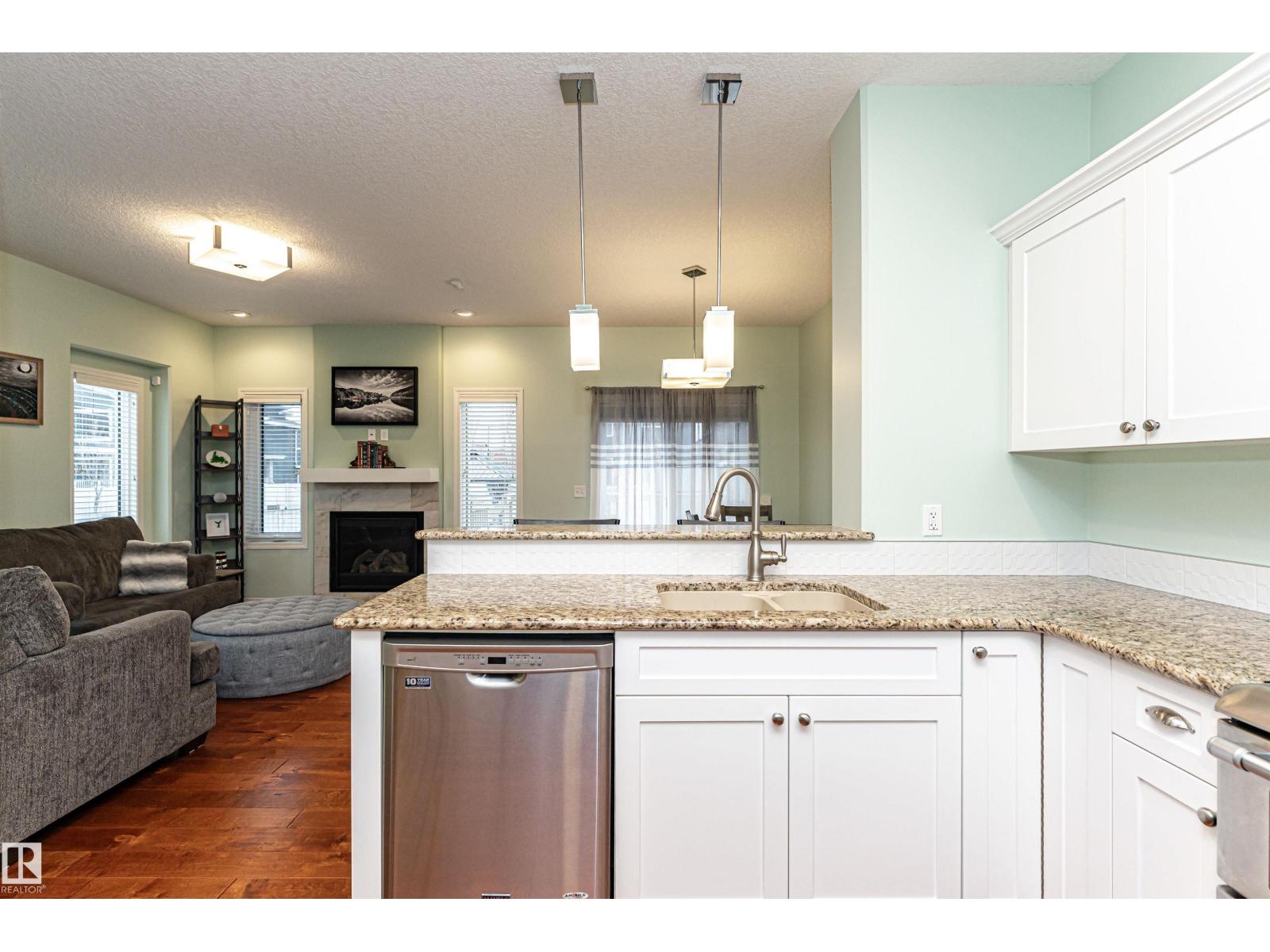 7003 174 AV NW NW, Edmonton