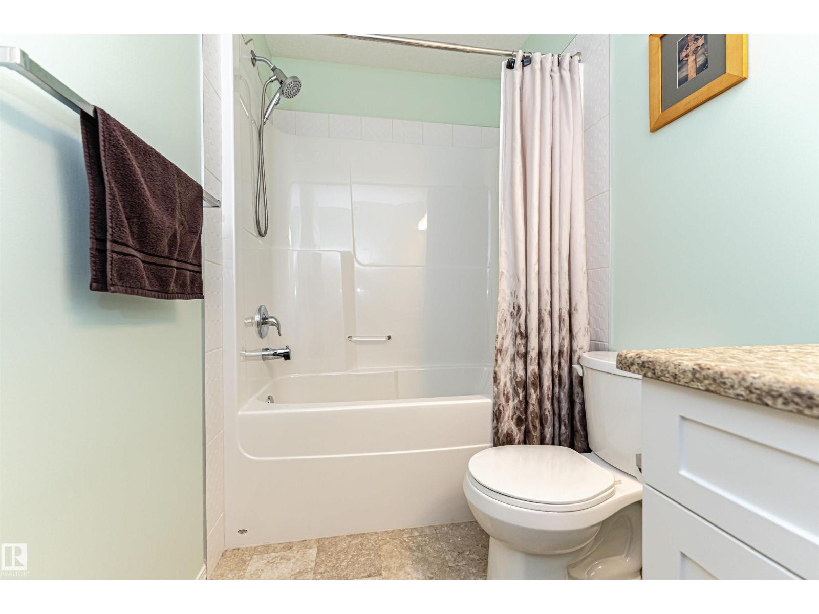 7003 174 AV NW NW, Edmonton