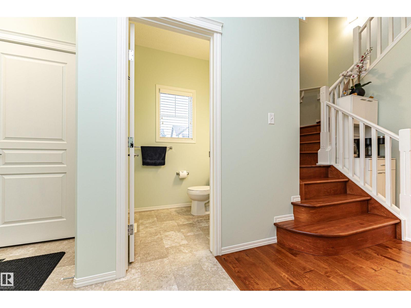 7003 174 AV NW NW, Edmonton