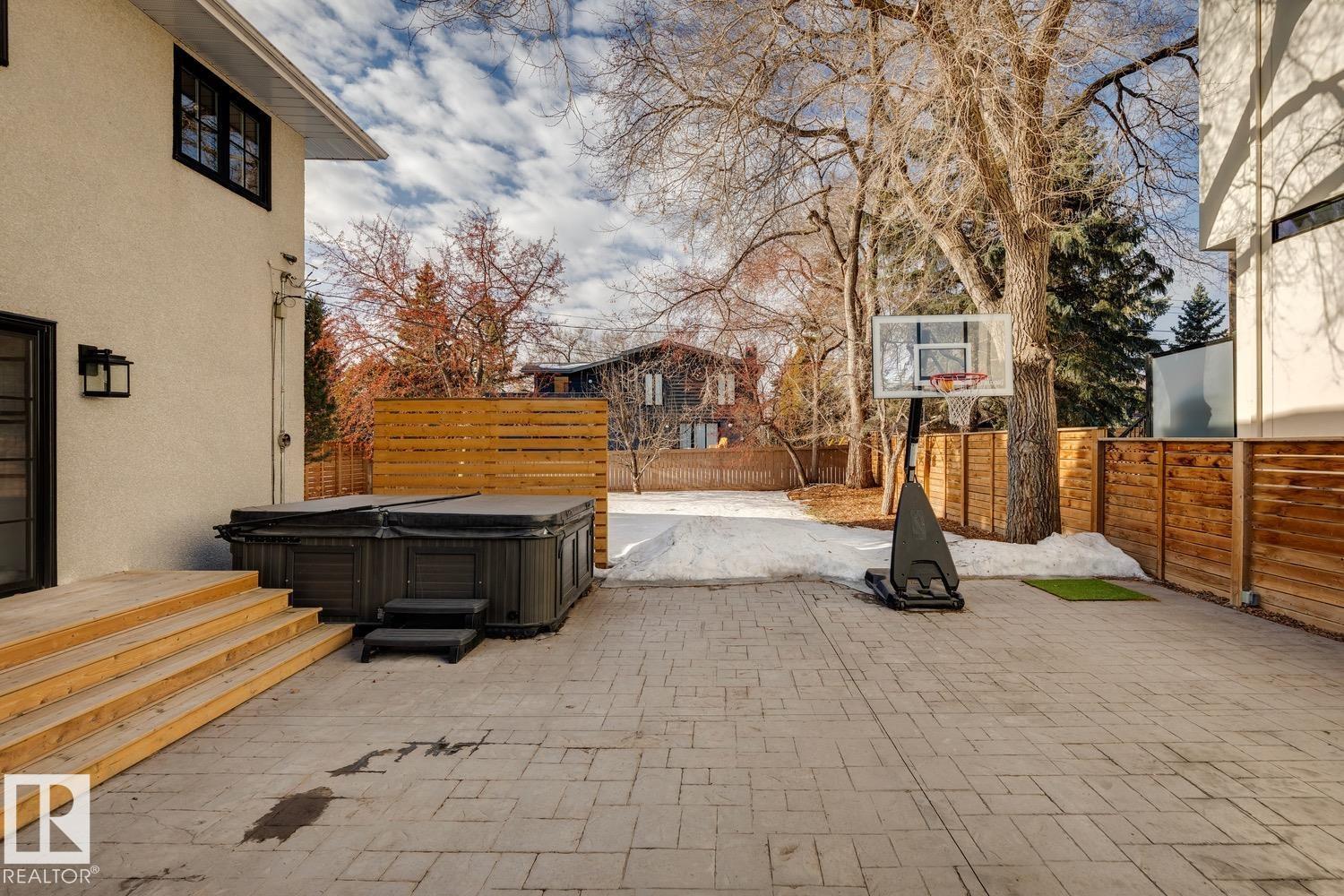 15504 RIO TERRACE DR NW, Edmonton