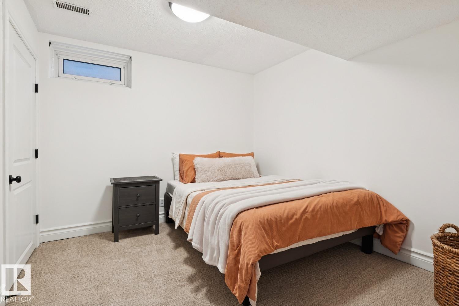 15504 RIO TERRACE DR NW, Edmonton