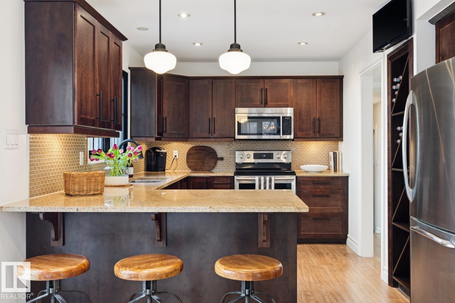 15504 RIO TERRACE DR NW, Edmonton