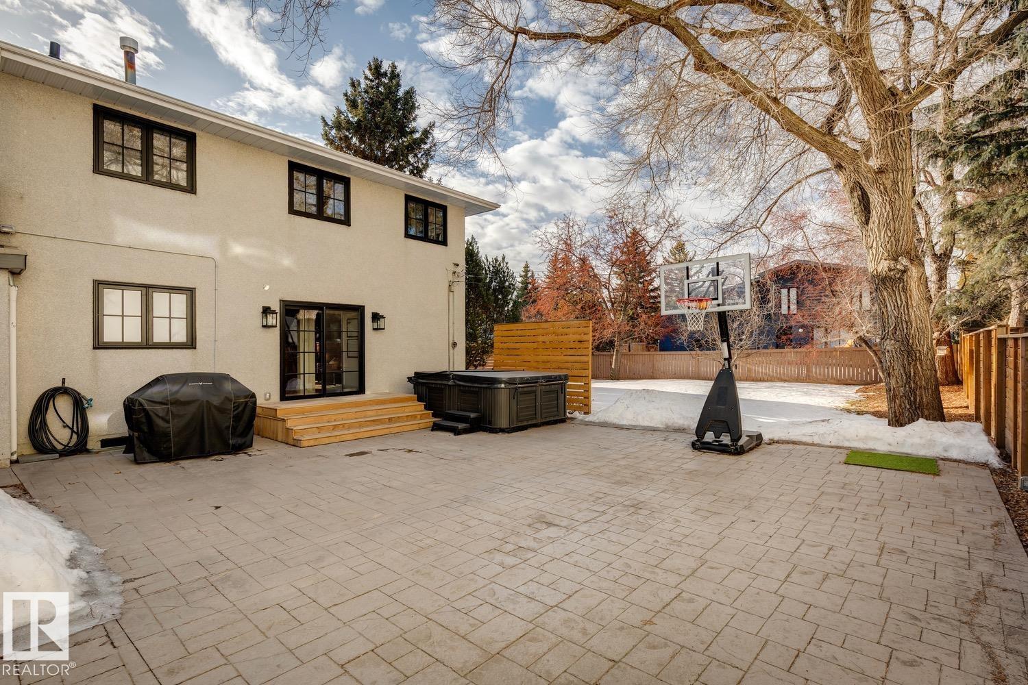 15504 RIO TERRACE DR NW, Edmonton