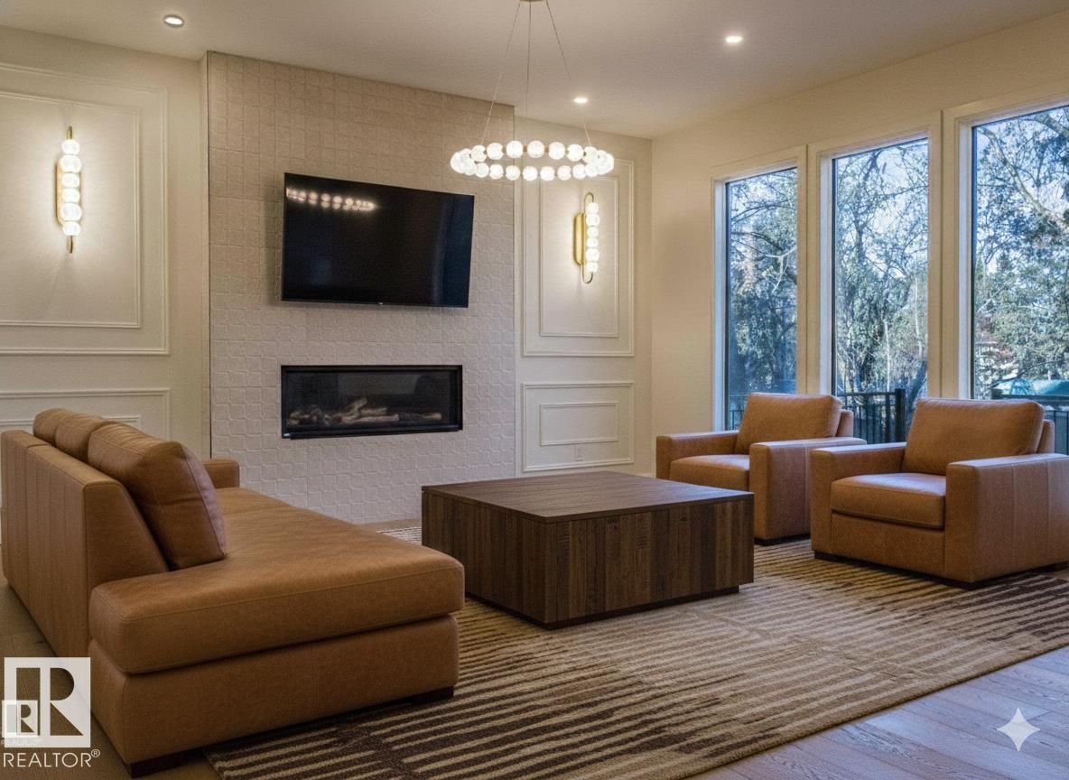 12304 39 AV NW, Edmonton