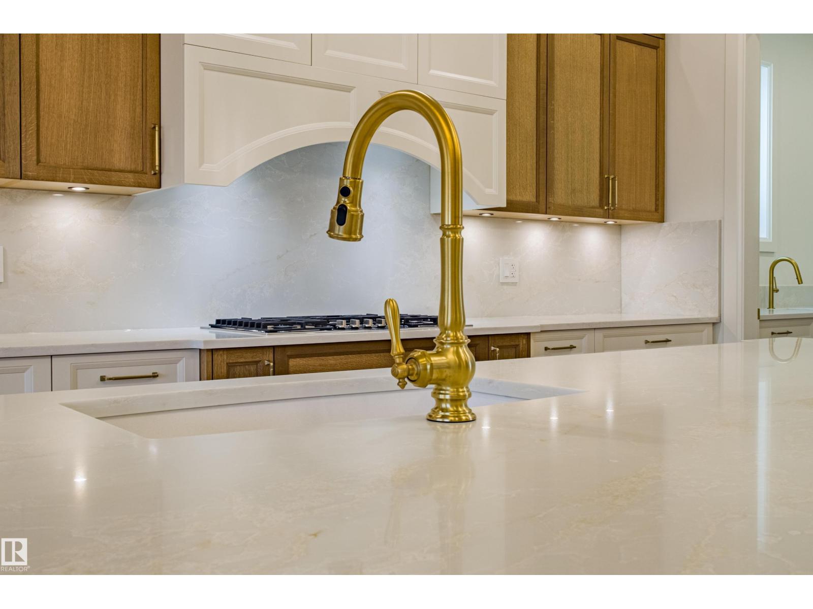 12304 39 AV NW, Edmonton