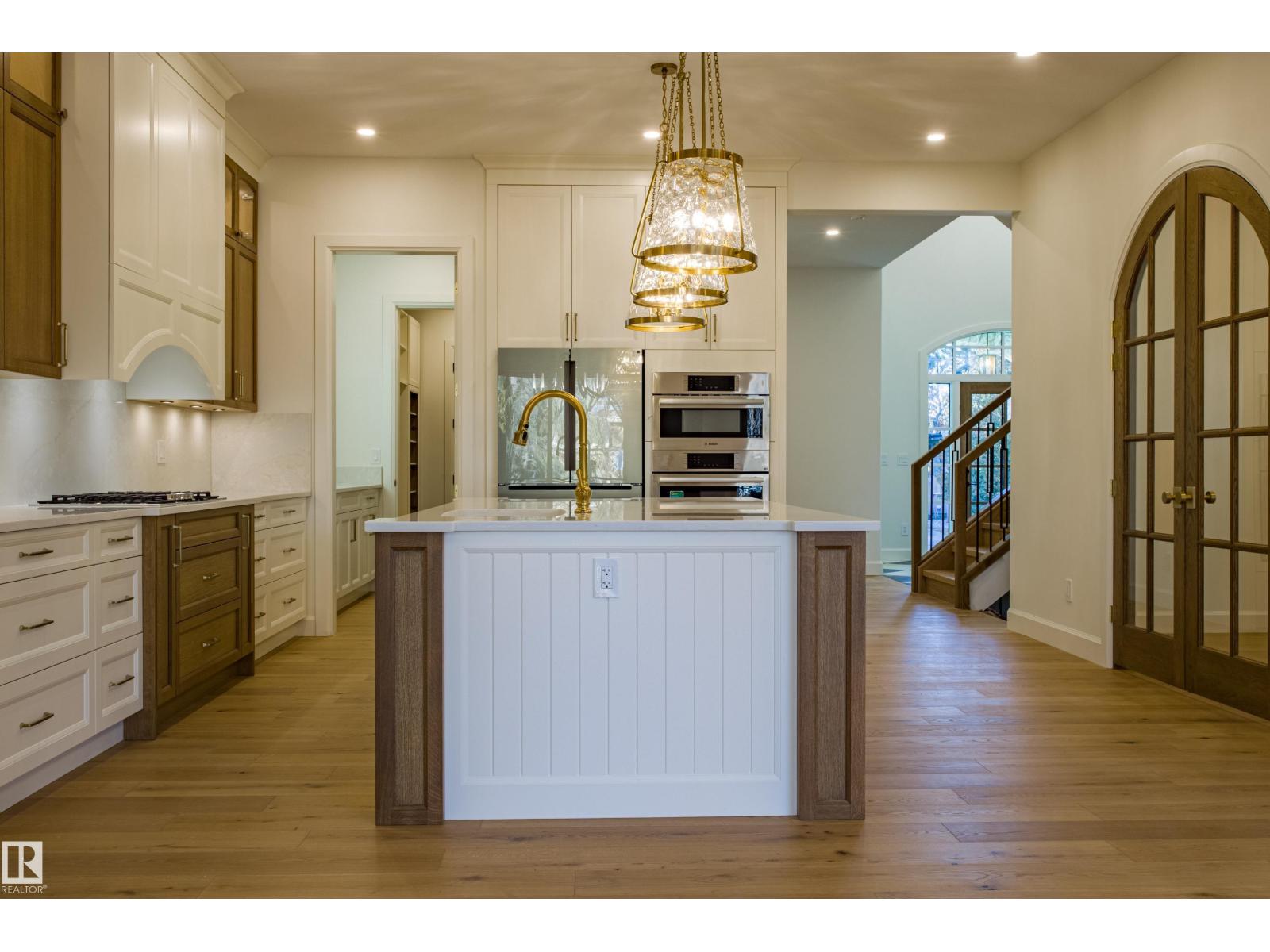 12304 39 AV NW, Edmonton