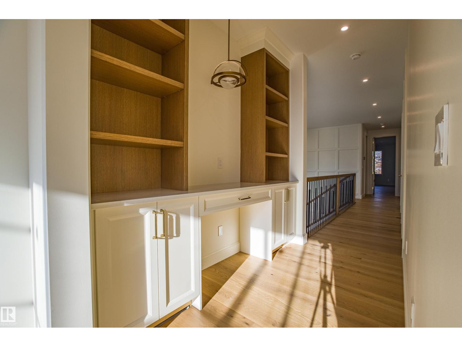 12304 39 AV NW, Edmonton