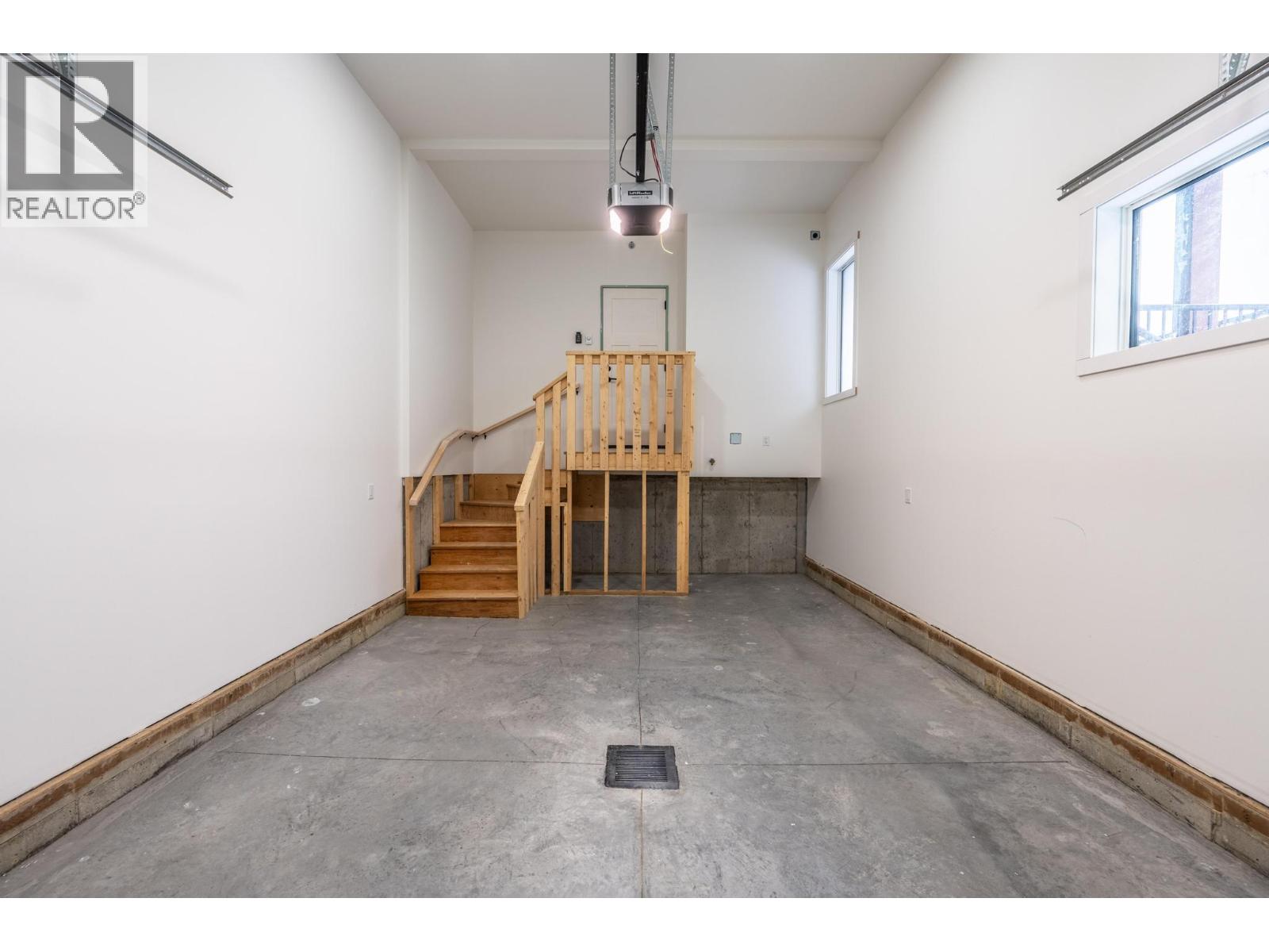 #9 1444 GRANITE DRIVE - 34