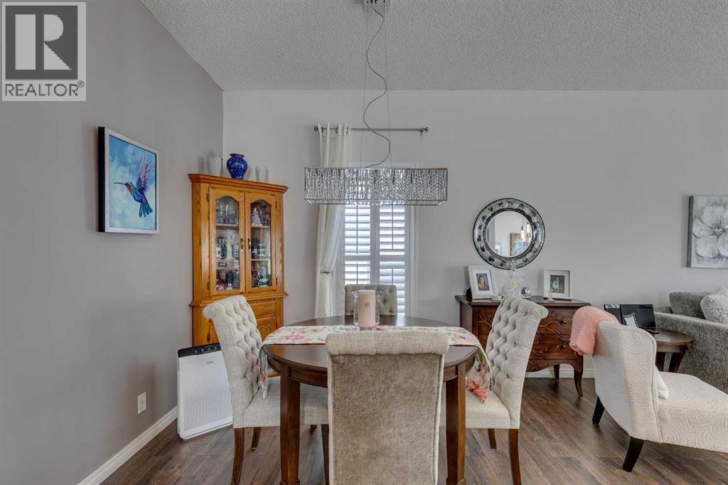 Single Family House Bi-level for Sale in  Tuscany Valley Drive NW Tuscany Calgary 