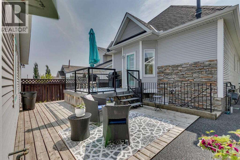 Single Family House Bi-level for Sale in  Tuscany Valley Drive NW Tuscany Calgary 