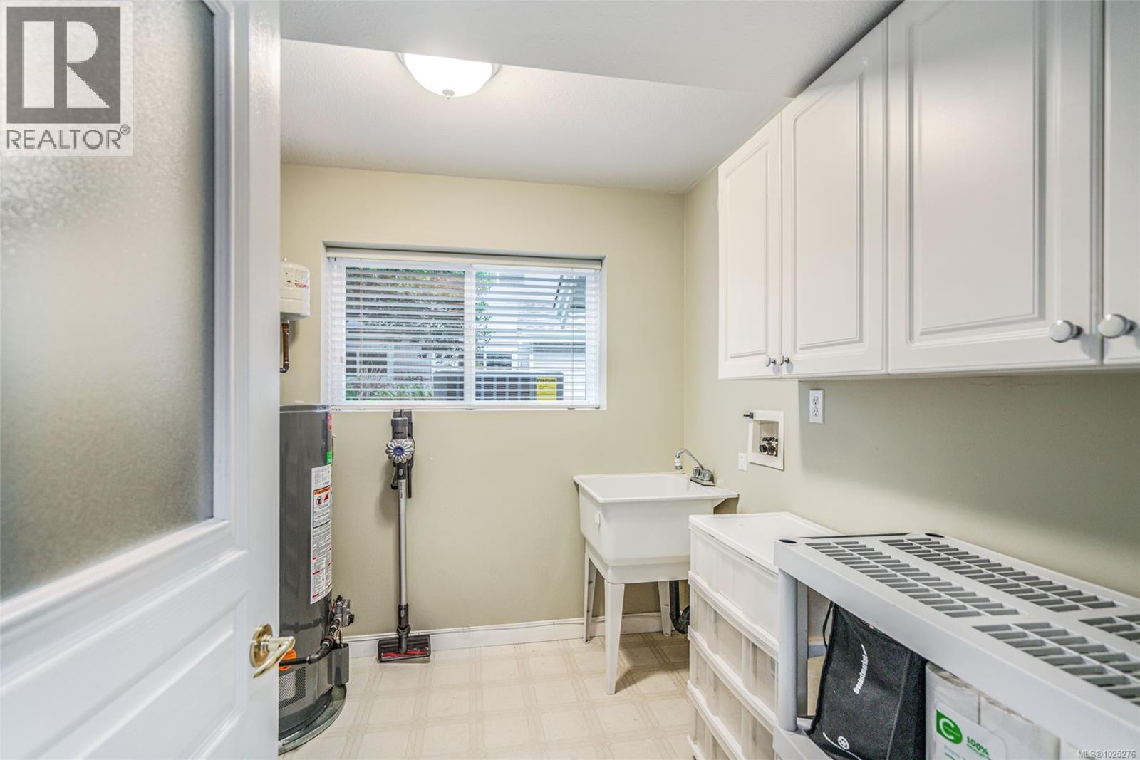 1266 Saturna Dr, Parksville