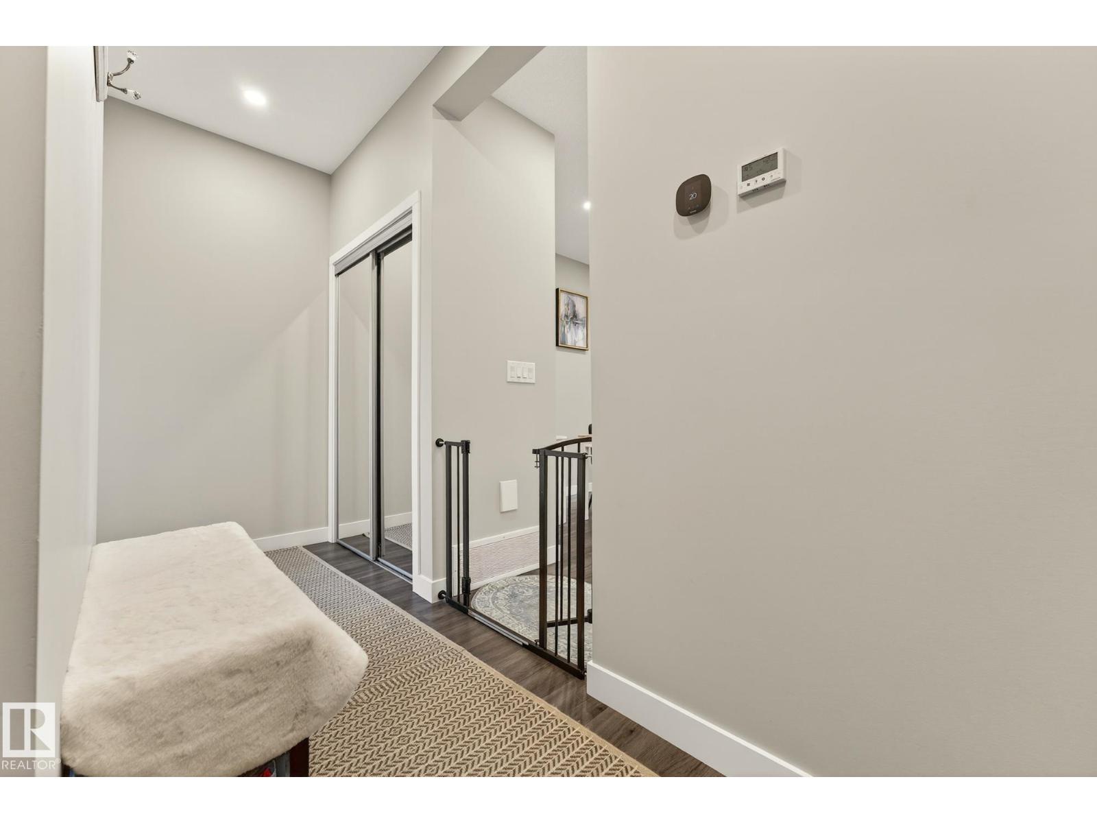 74 ROYAL ST, St. Albert