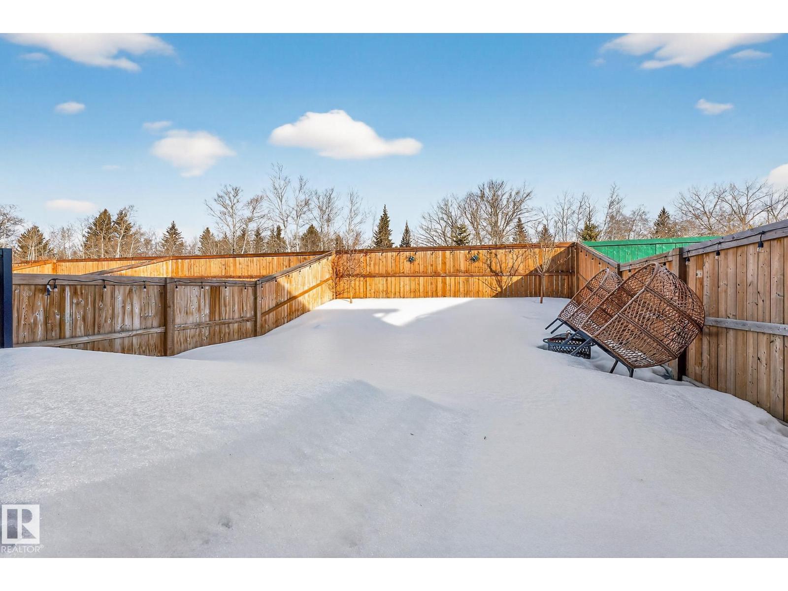 74 ROYAL ST, St. Albert