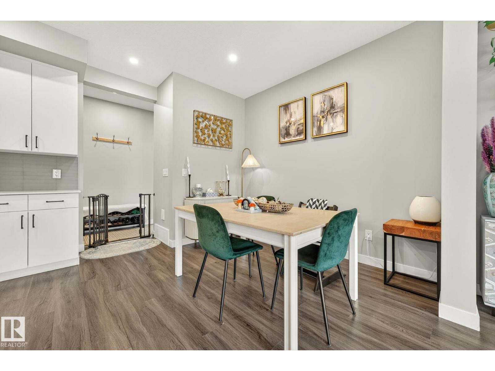 74 ROYAL ST, St. Albert