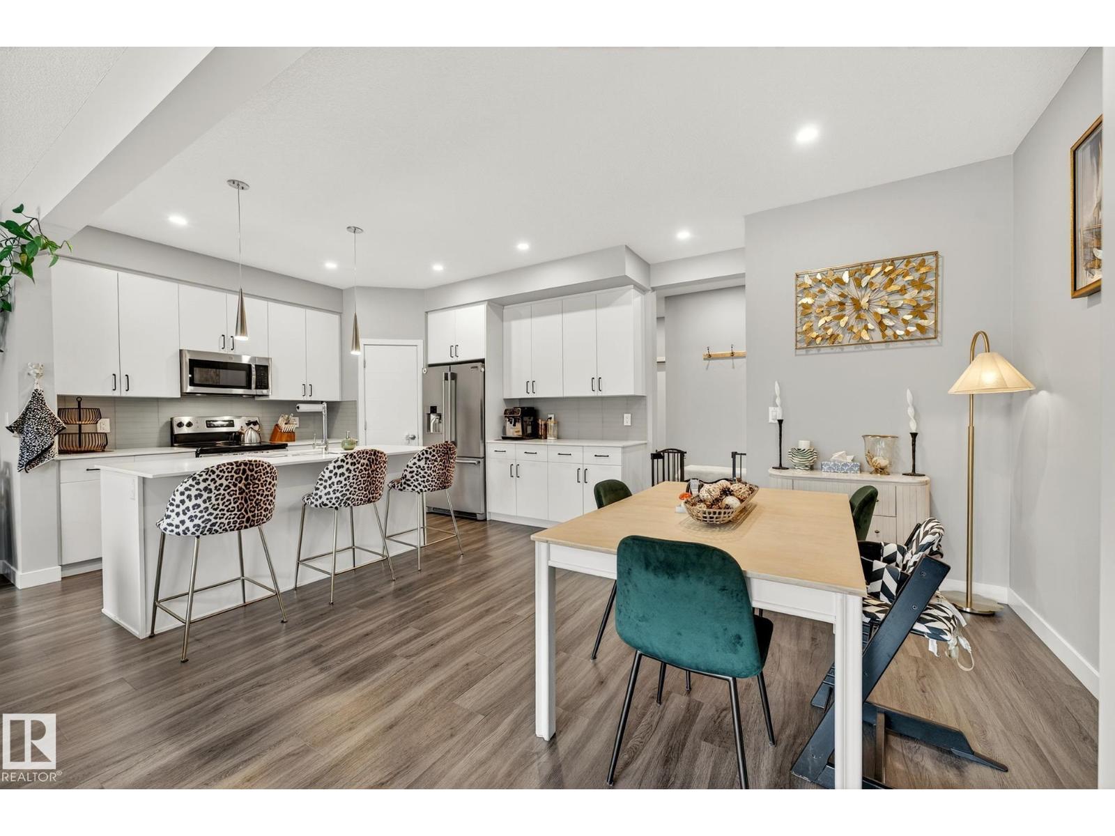 74 ROYAL ST, St. Albert