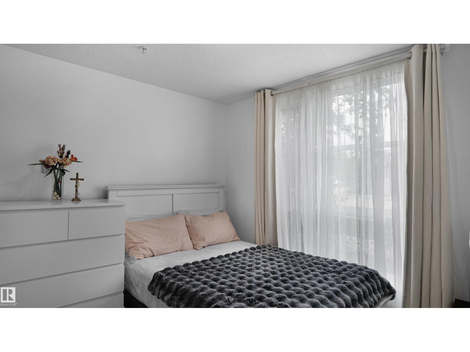 #105 2584 ANDERSON WY SW - 39