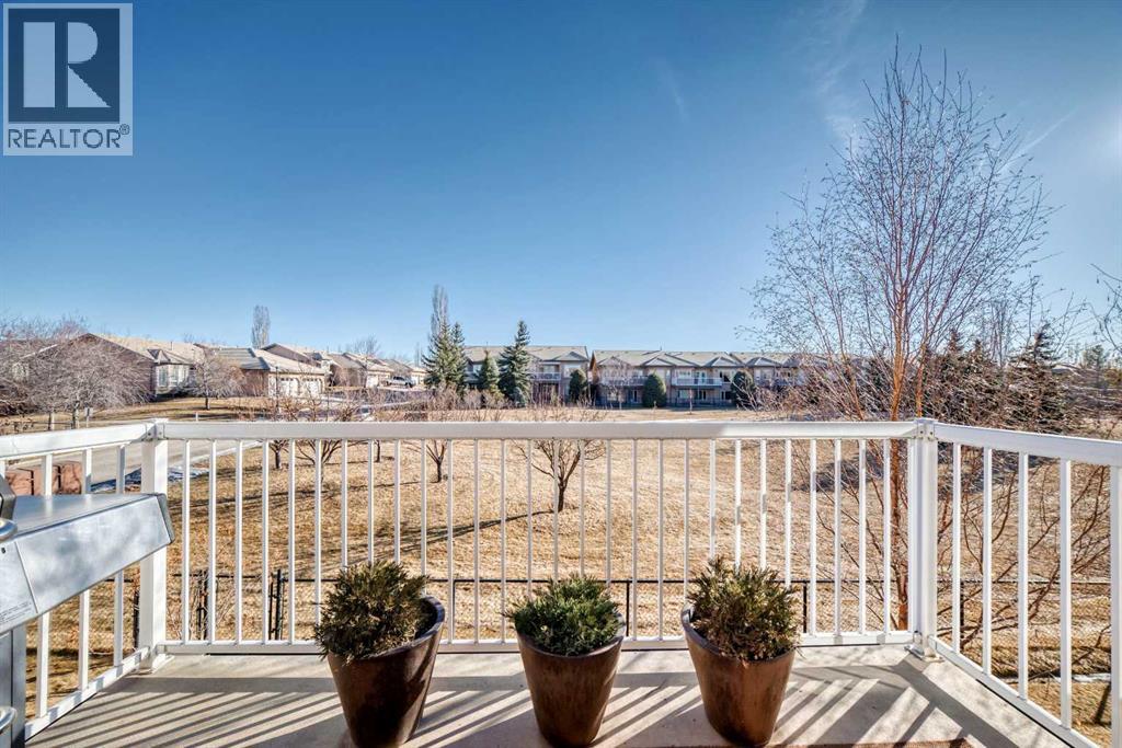 Single Family House for Sale in  Shannon Estates Terrace SW Shawnessy Calgary 