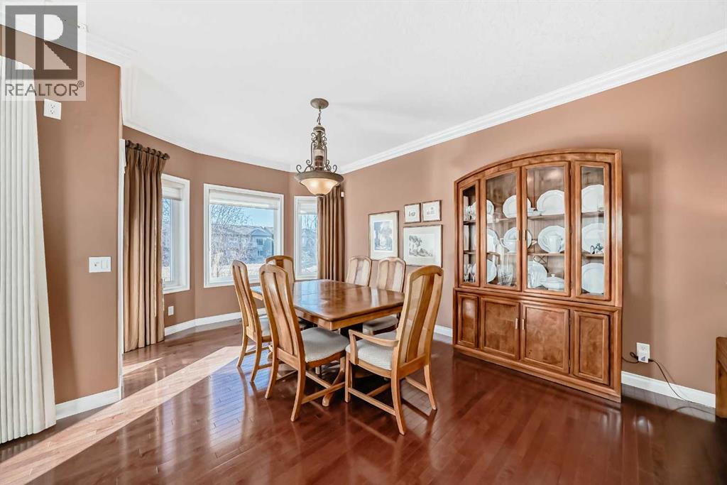 Single Family House for Sale in  Shannon Estates Terrace SW Shawnessy Calgary 