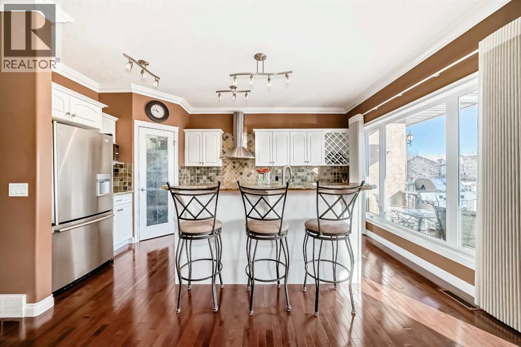 Single Family House for Sale in  Shannon Estates Terrace SW Shawnessy Calgary 