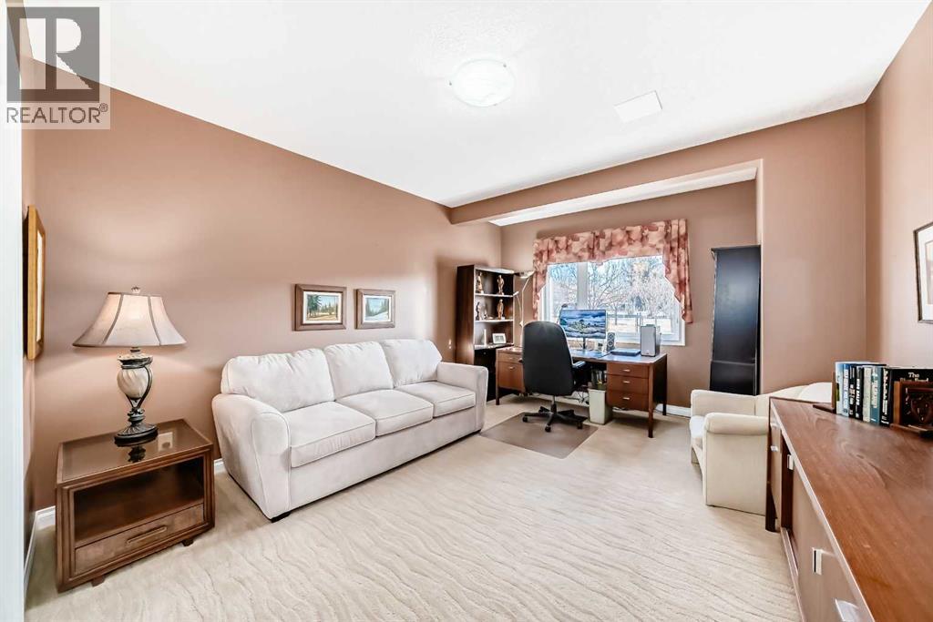 Single Family House for Sale in  Shannon Estates Terrace SW Shawnessy Calgary 