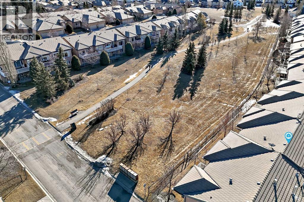 Single Family House for Sale in  Shannon Estates Terrace SW Shawnessy Calgary 