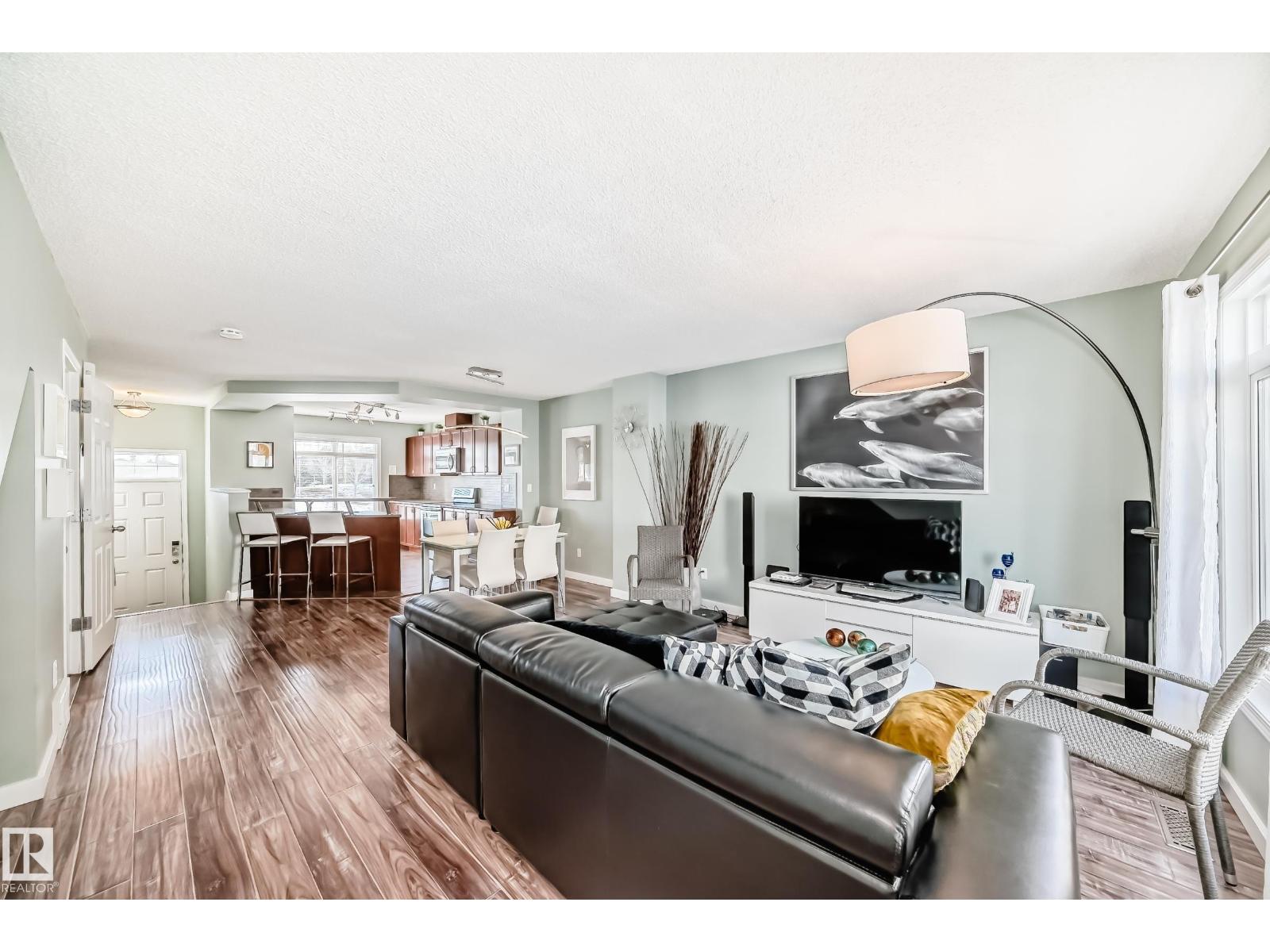 #4 1804 70 ST SW, Edmonton