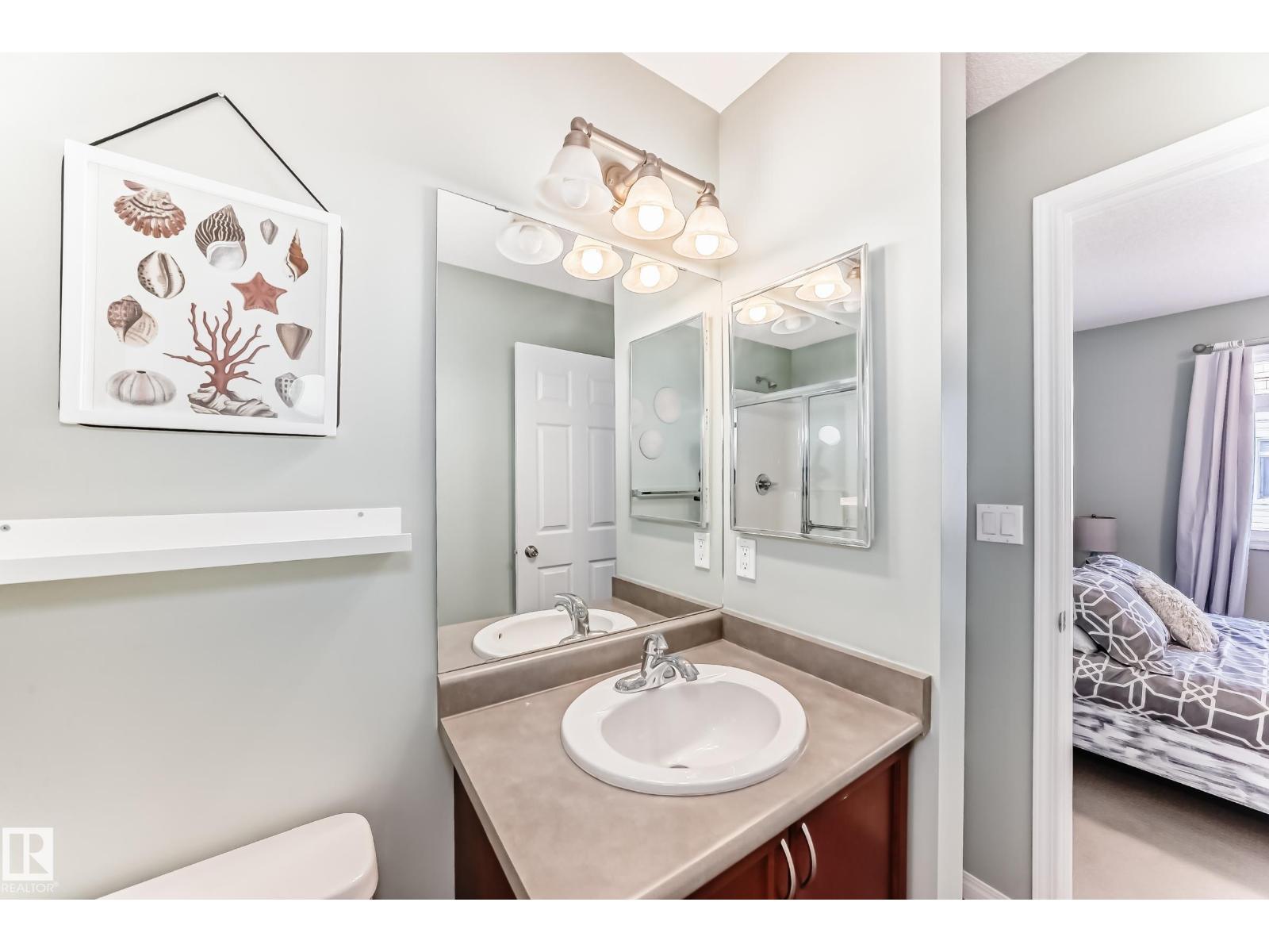 #4 1804 70 ST SW, Edmonton