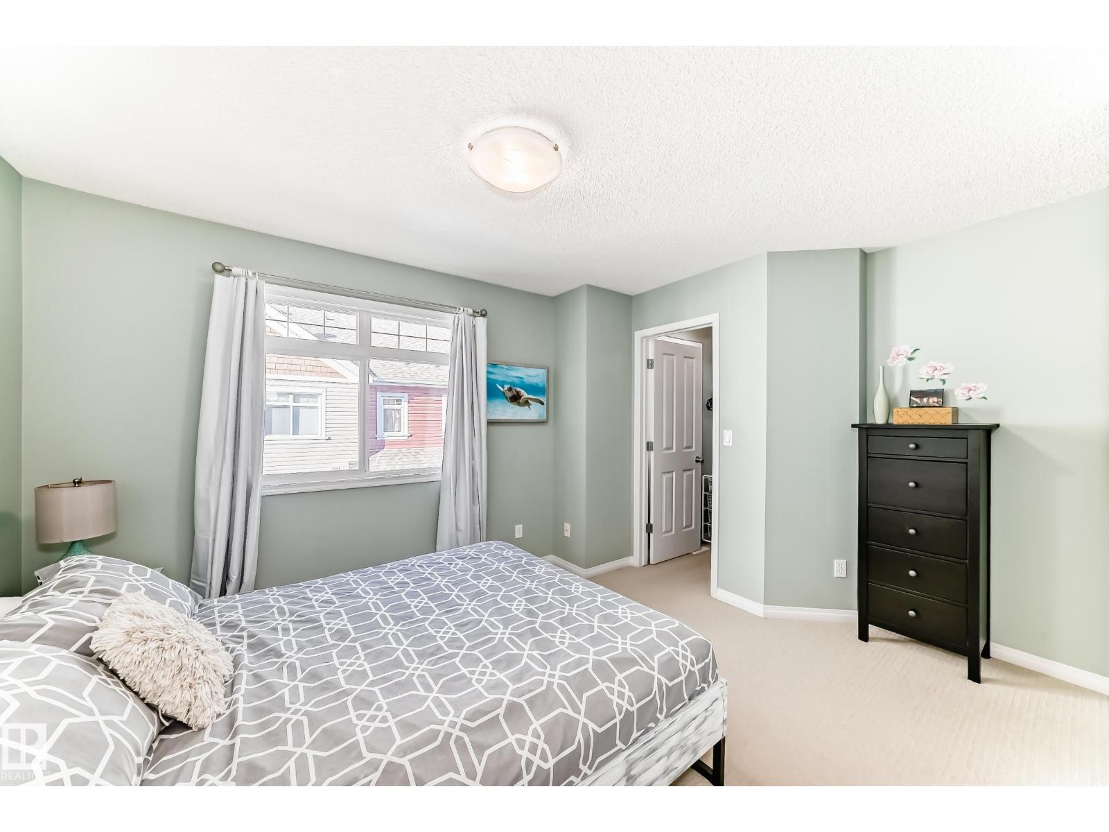 #4 1804 70 ST SW, Edmonton