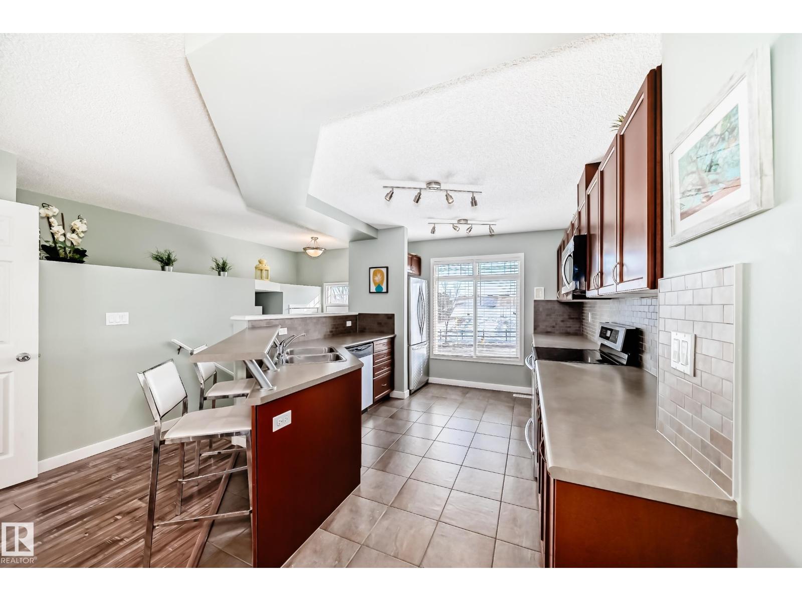 #4 1804 70 ST SW, Edmonton