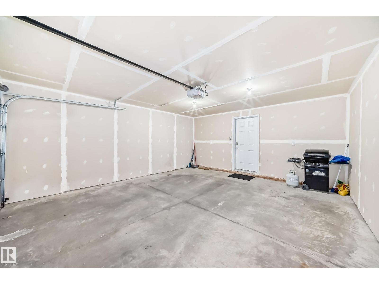 #4 1804 70 ST SW, Edmonton