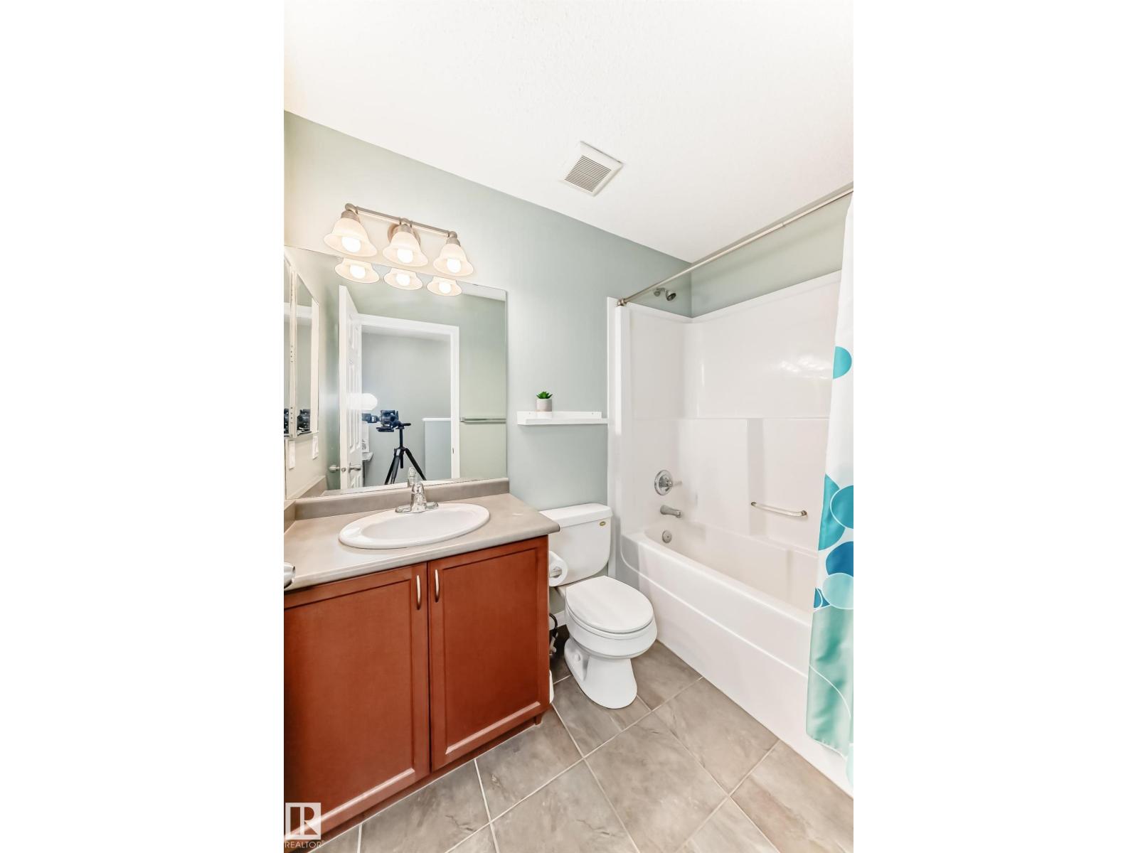 #4 1804 70 ST SW, Edmonton