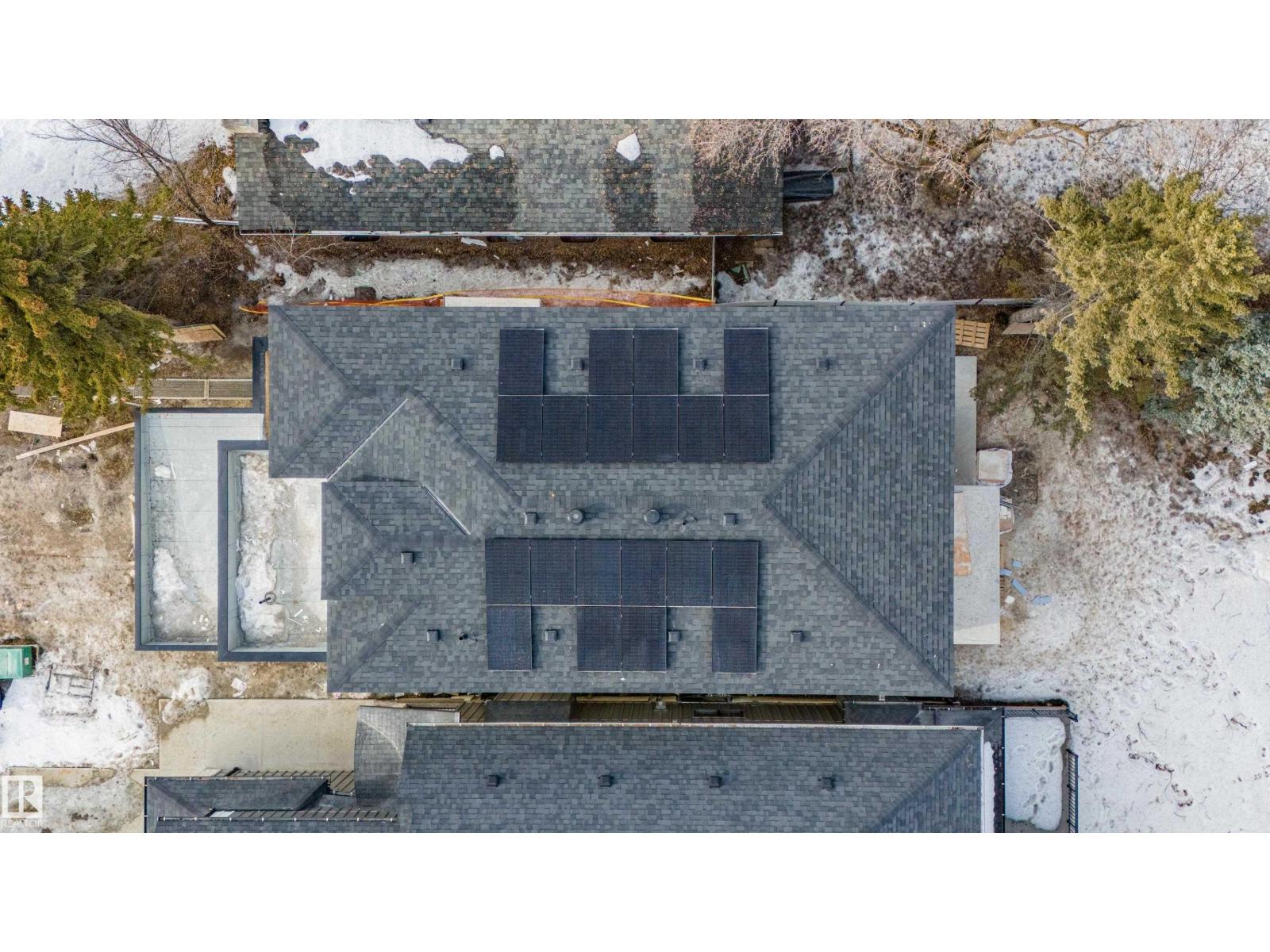 12306 39 AV NW, Edmonton