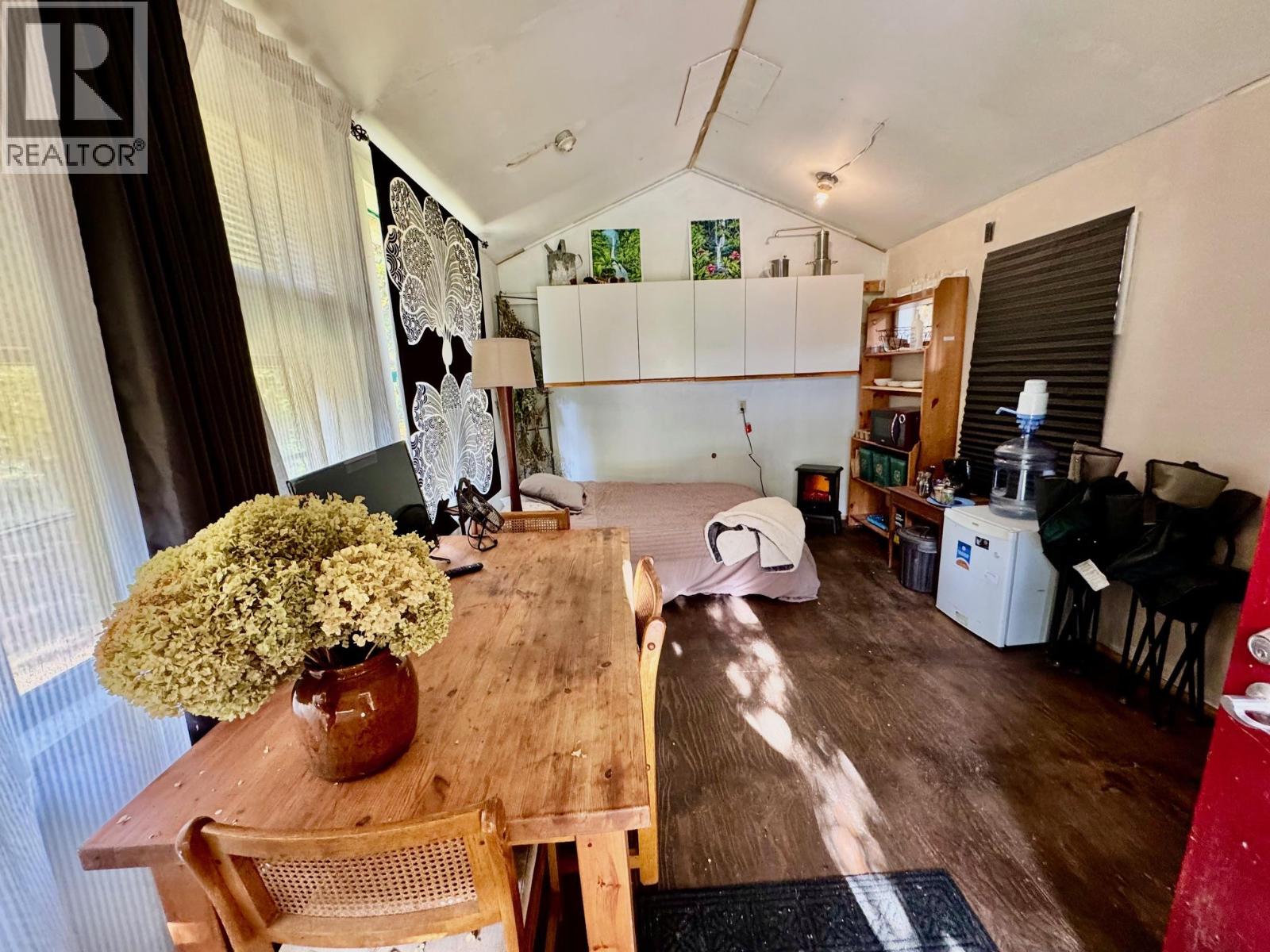 7812 6 Highway, Fauquier