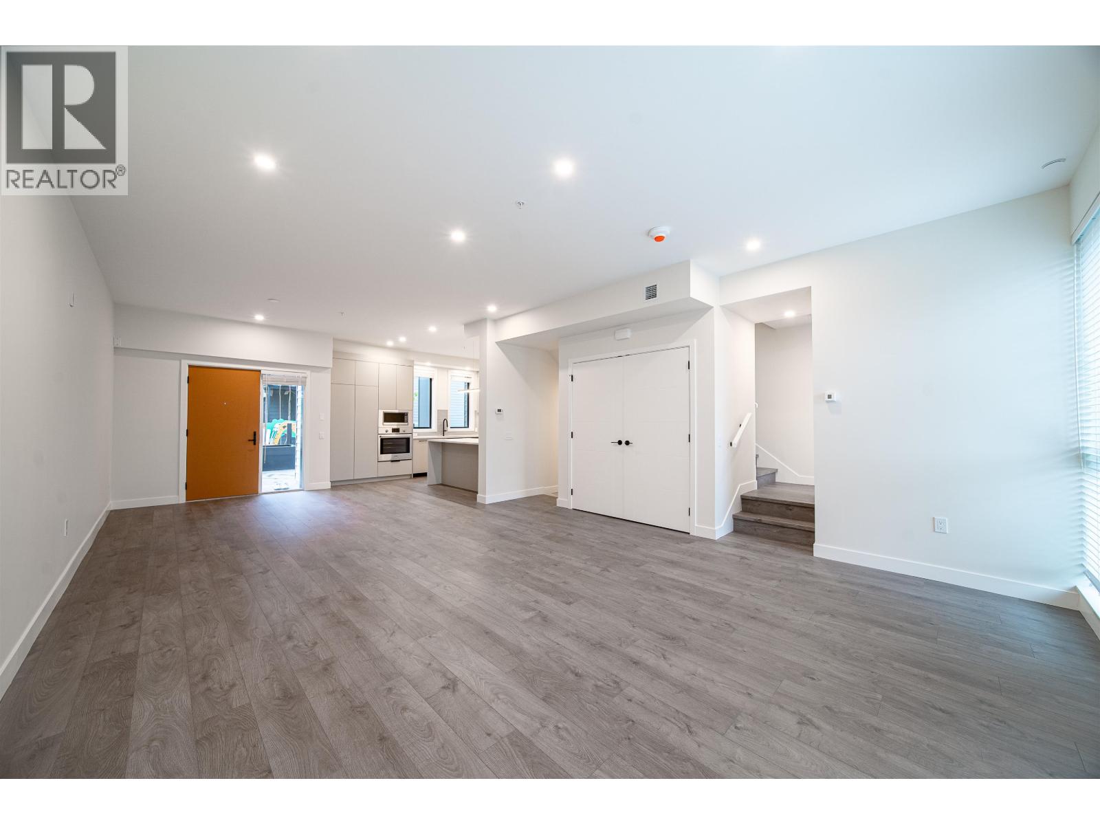 218 8699 SPIRES ROAD, Richmond