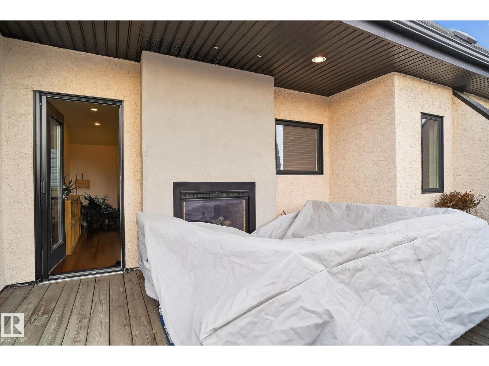 #1 9561 143 ST NW NW, Edmonton