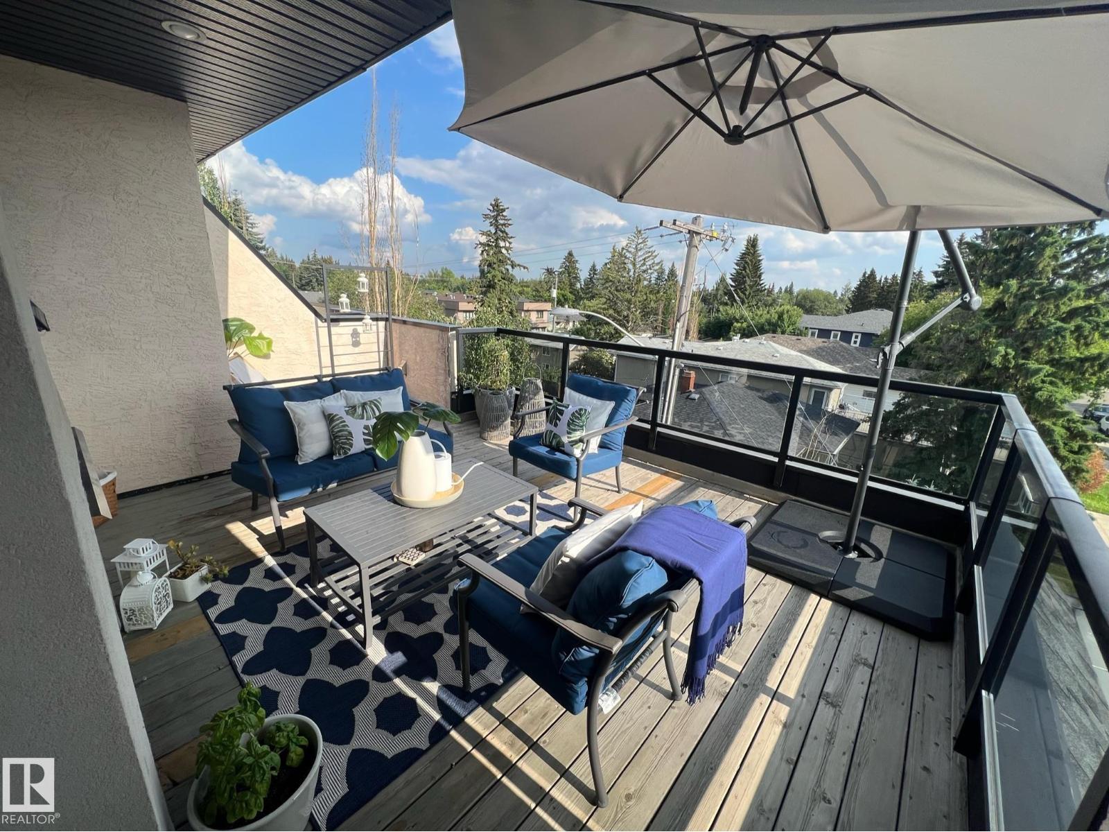 #1 9561 143 ST NW NW, Edmonton