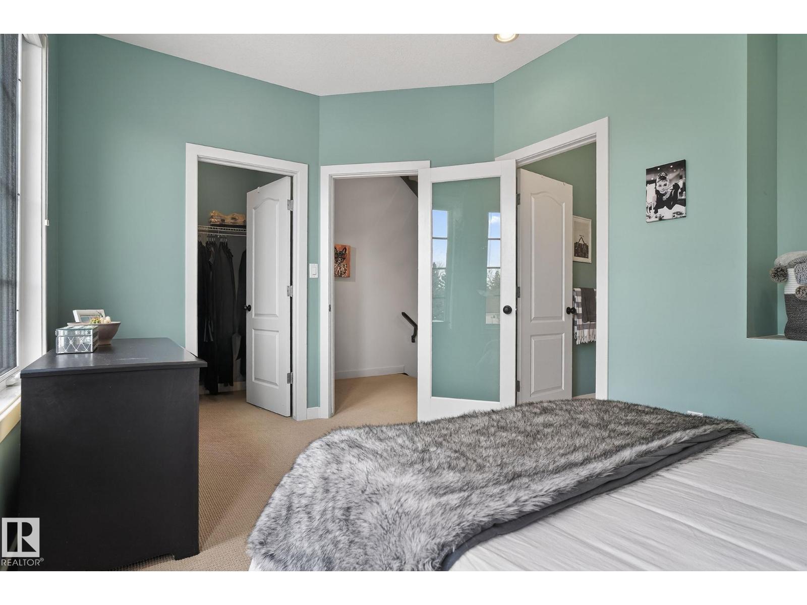 #1 9561 143 ST NW NW, Edmonton