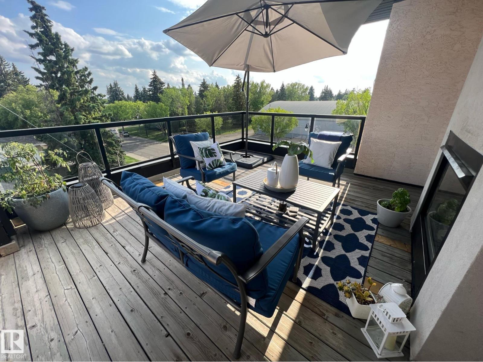 #1 9561 143 ST NW NW, Edmonton