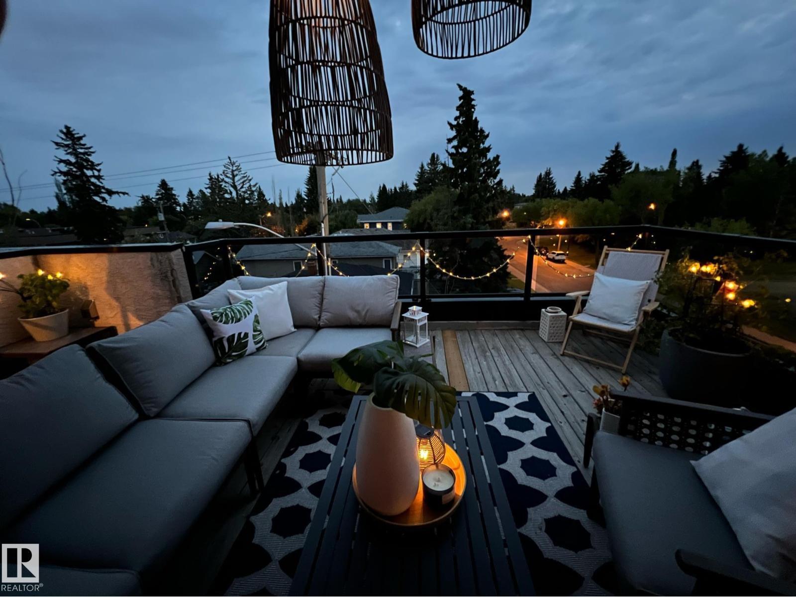 #1 9561 143 ST NW NW, Edmonton