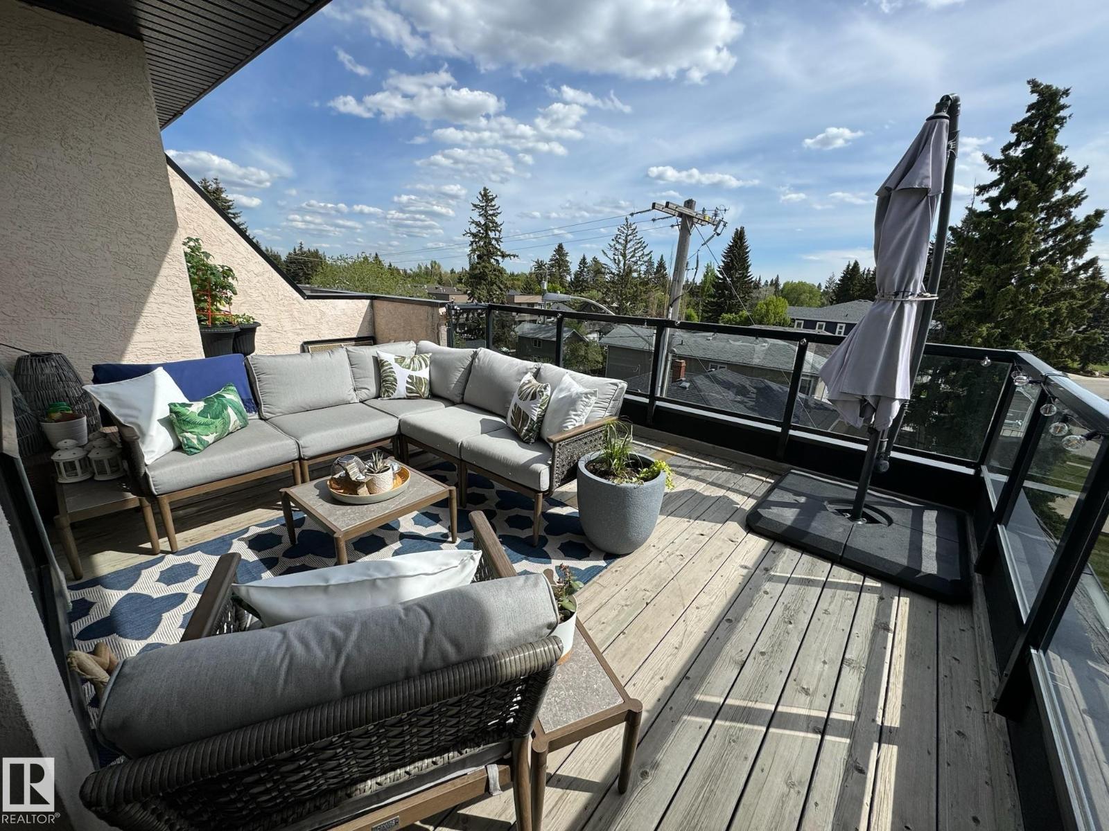 #1 9561 143 ST NW NW, Edmonton