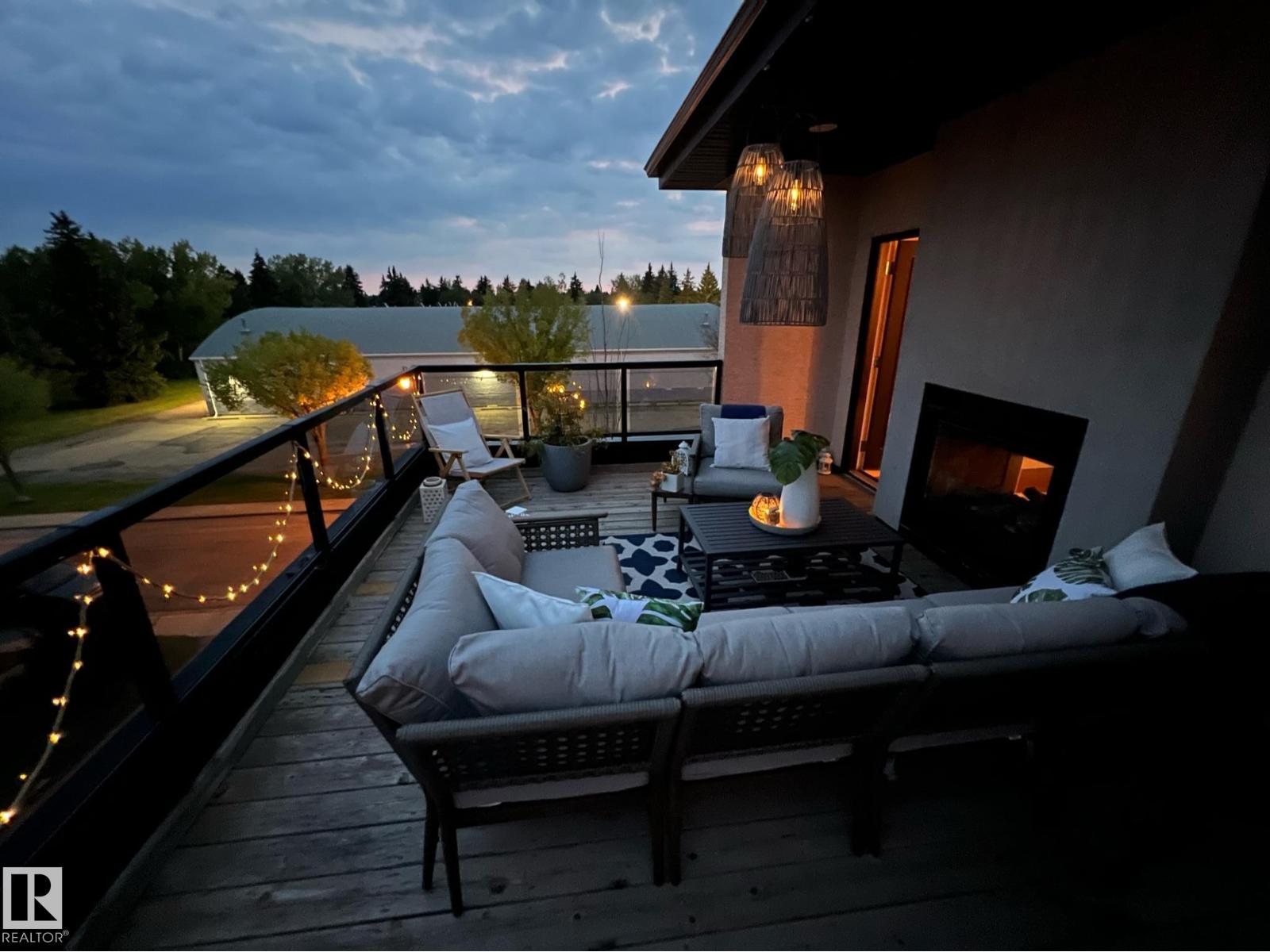 #1 9561 143 ST NW NW, Edmonton