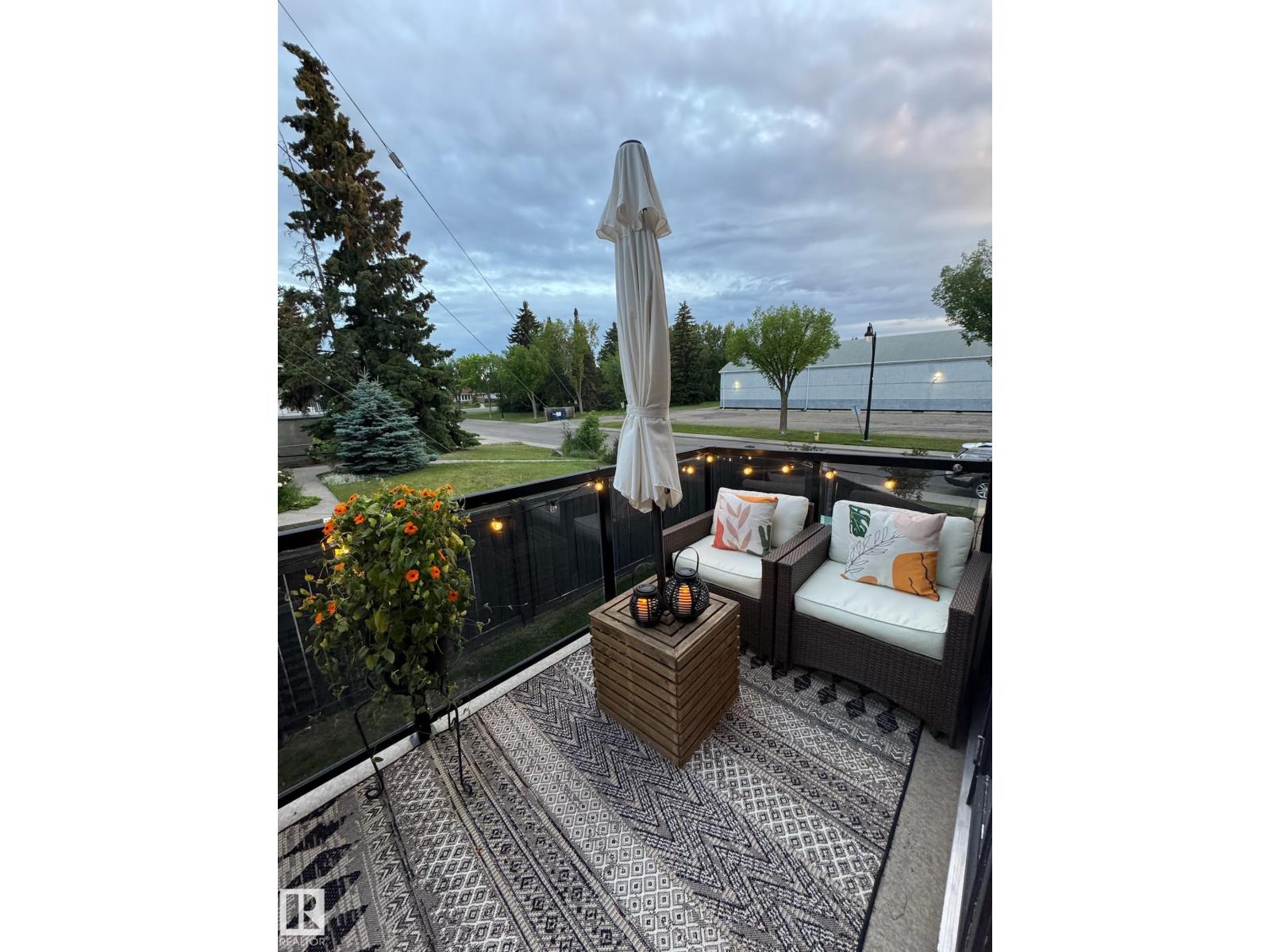 #1 9561 143 ST NW NW, Edmonton