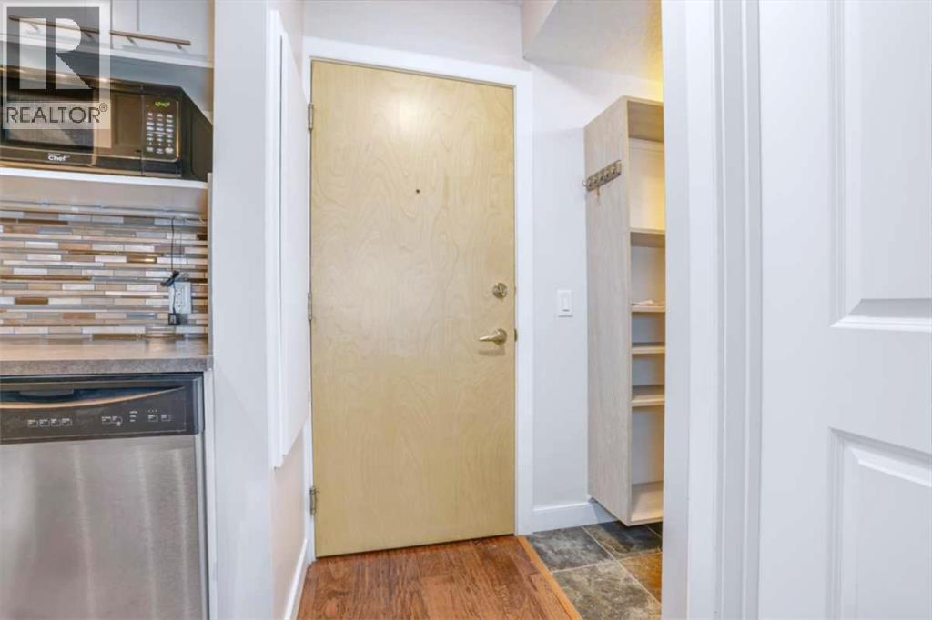 Single Family House for Sale in    Avenue SW Mission Calgary 