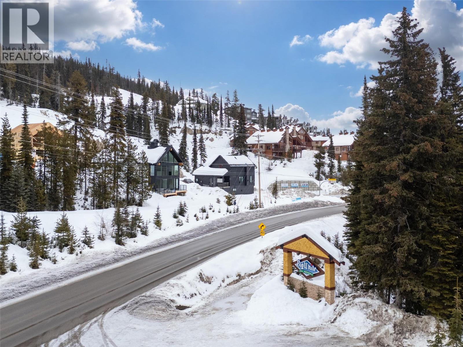 12 Monashee Way, Big White