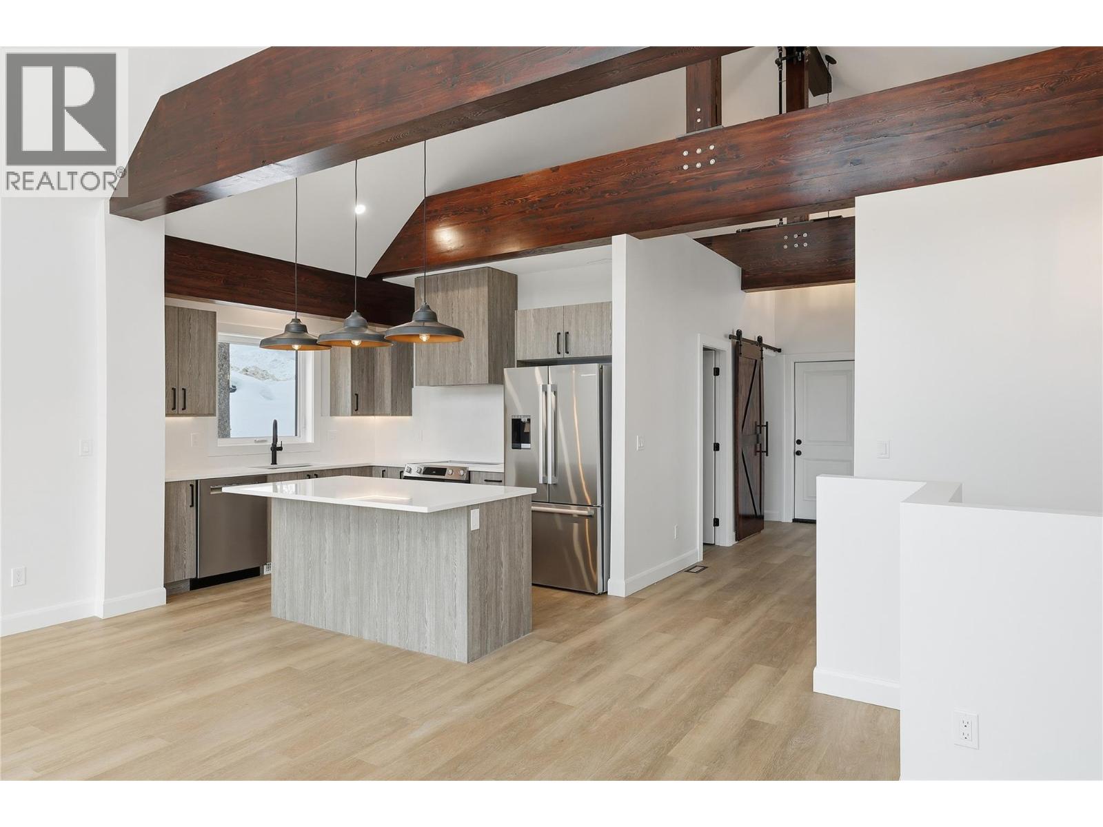 12 Monashee Way, Big White