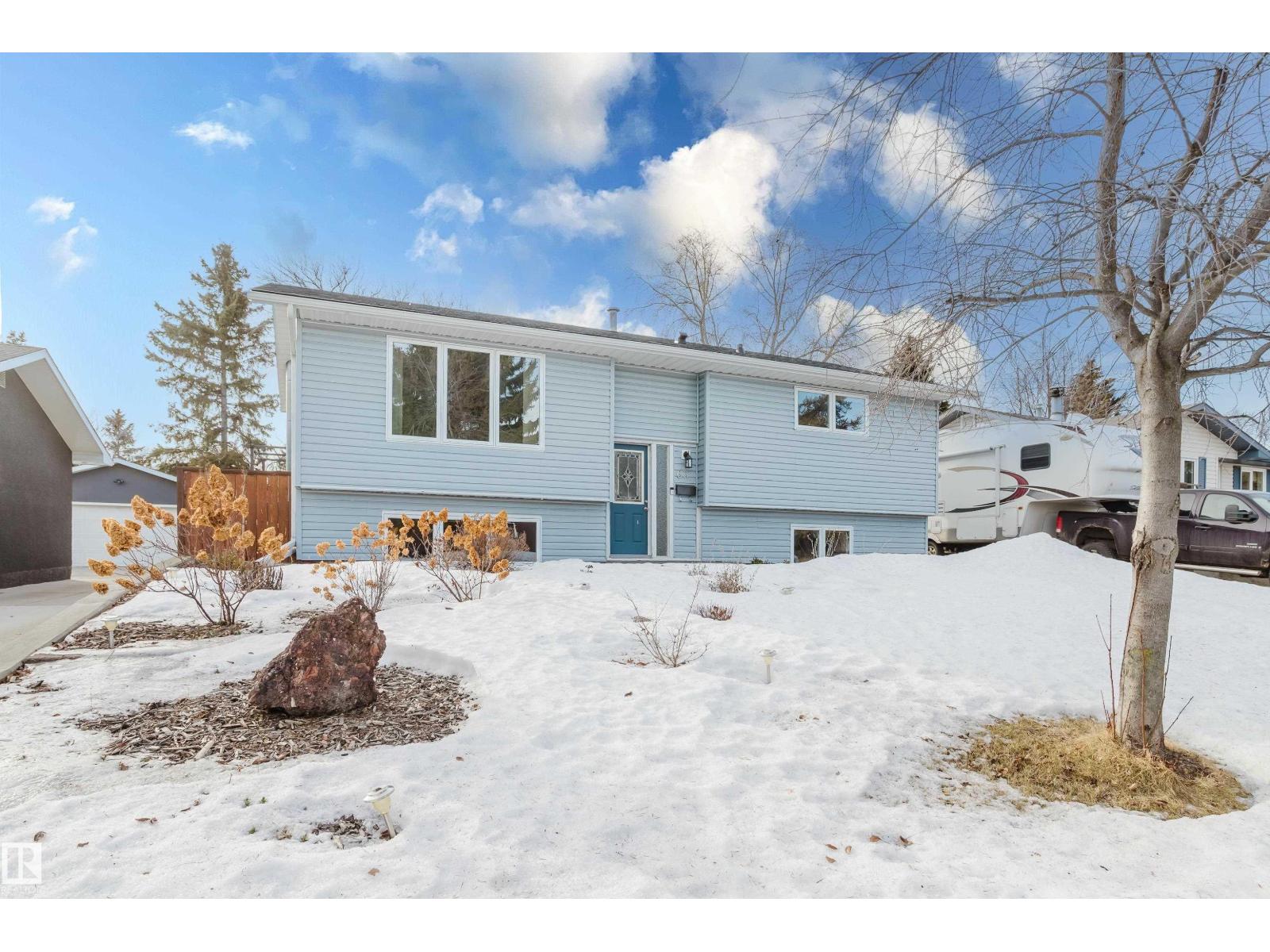 63 Merrywood CR, Sherwood Park