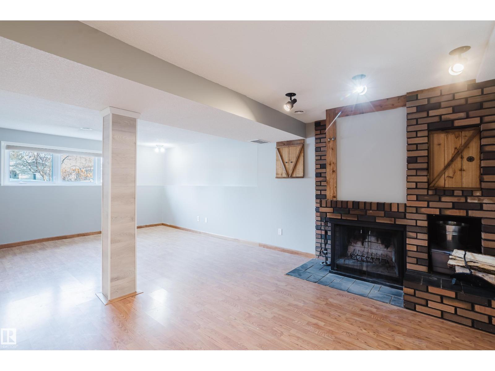 63 Merrywood CR, Sherwood Park