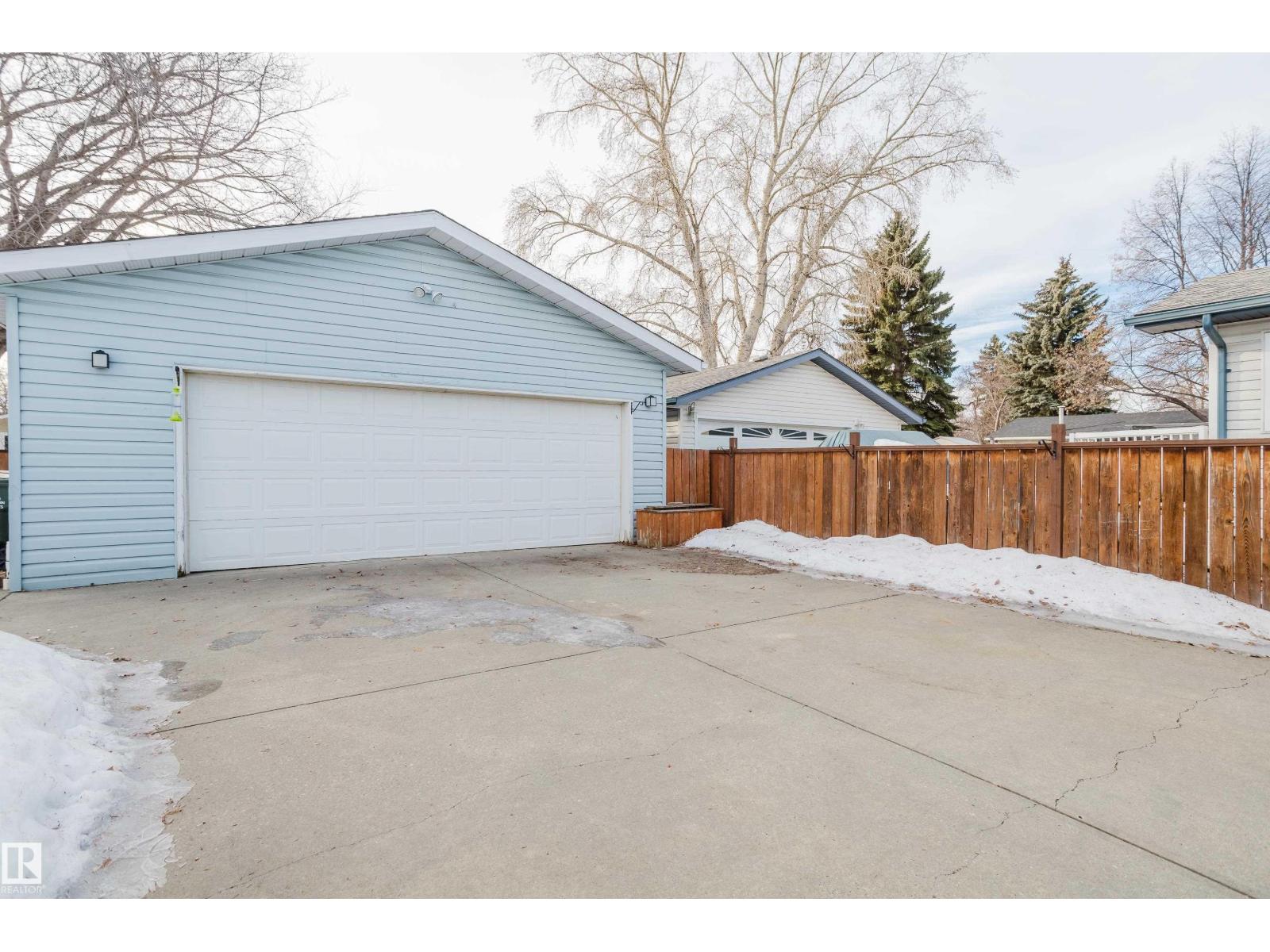 63 Merrywood CR, Sherwood Park