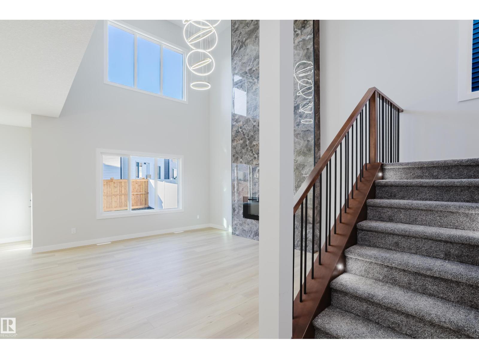 15108 14 ST NW, Edmonton