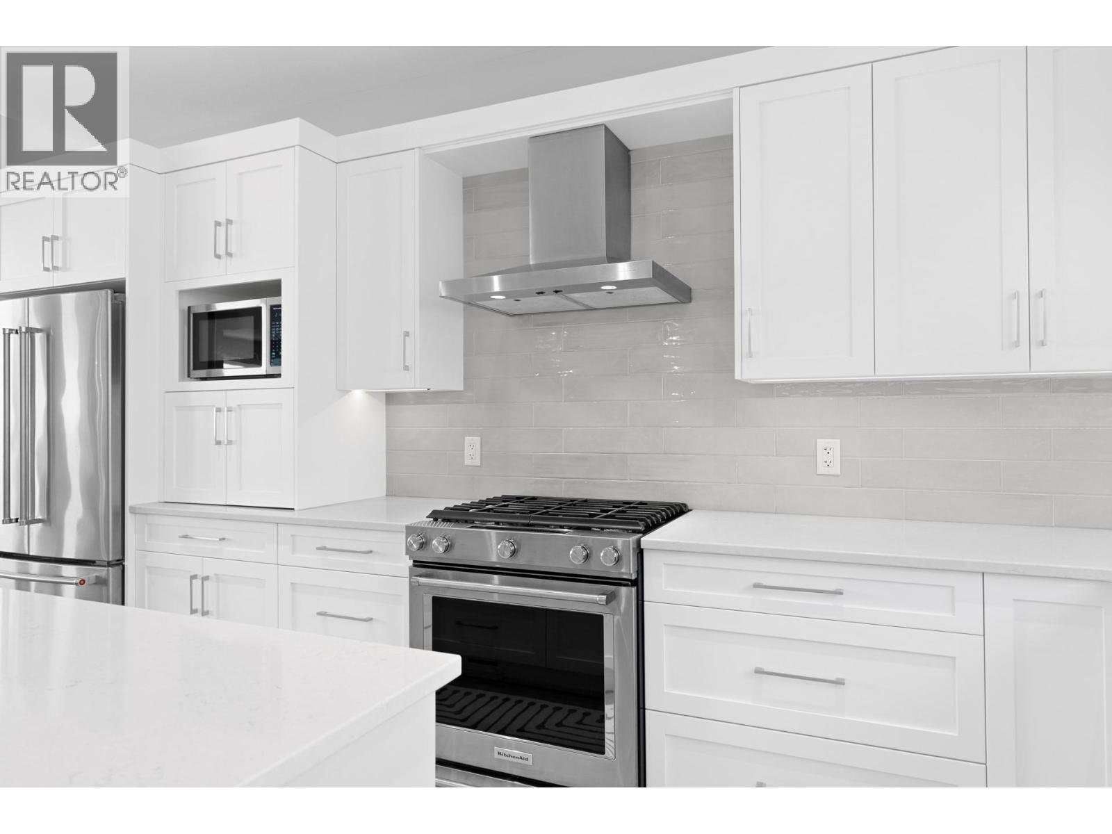 3605 Mckinley Beach Drive, Kelowna